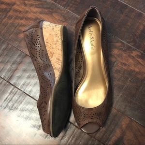 Like new! Peep toe laser-cut wedge shoes